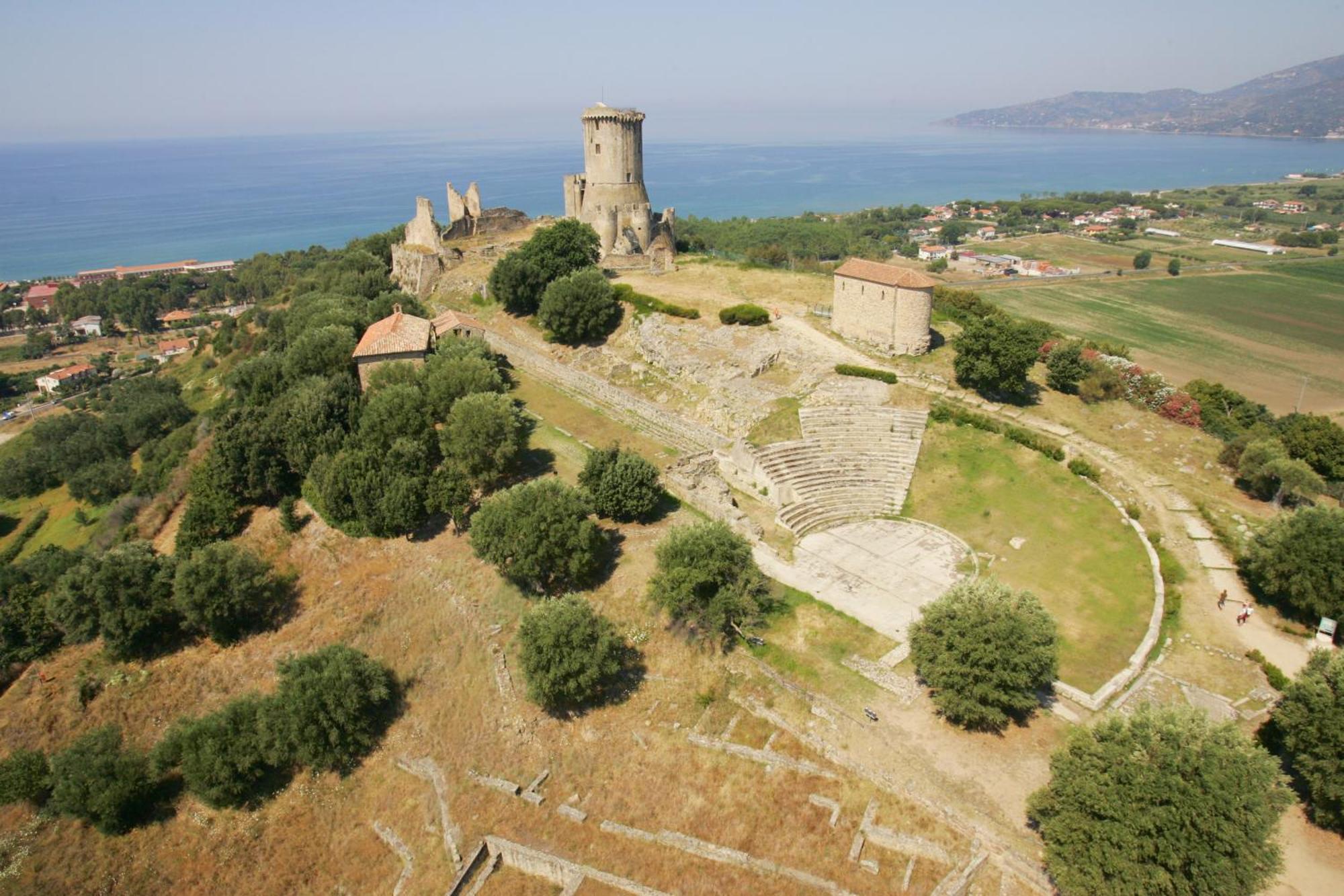 Agriturismo La Petrosa Ceraso Luaran gambar