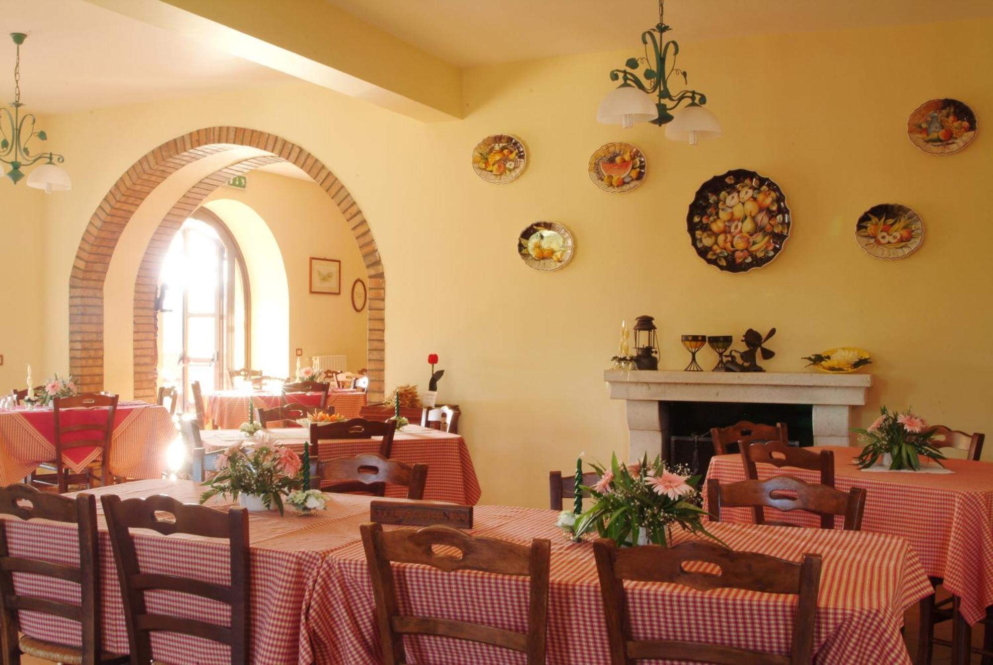 Agriturismo La Petrosa Ceraso Luaran gambar