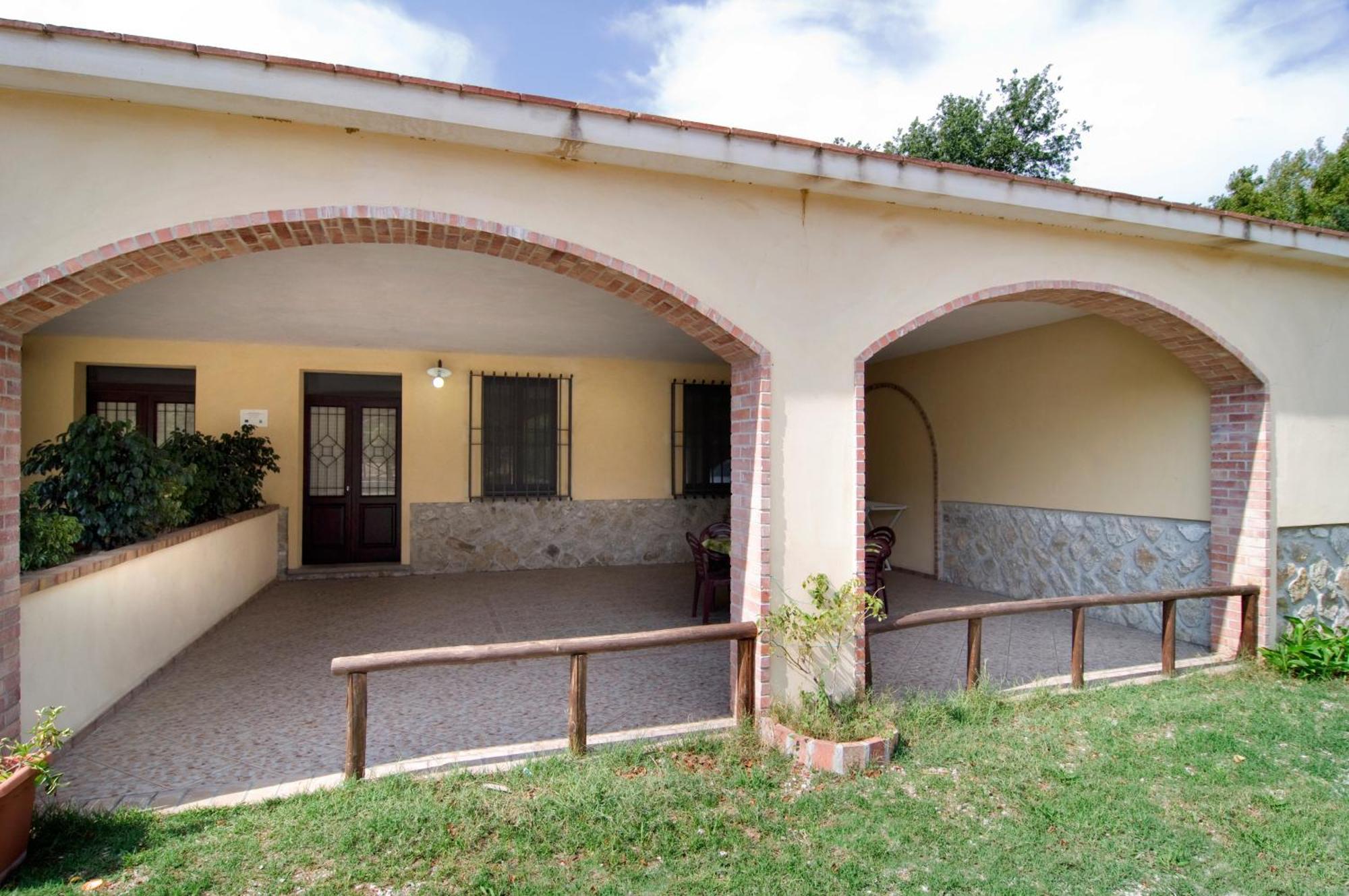 Agriturismo La Petrosa Ceraso Luaran gambar